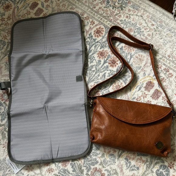 Momkindness Duo Backpack Diaper Bag - Picture 4 of 4